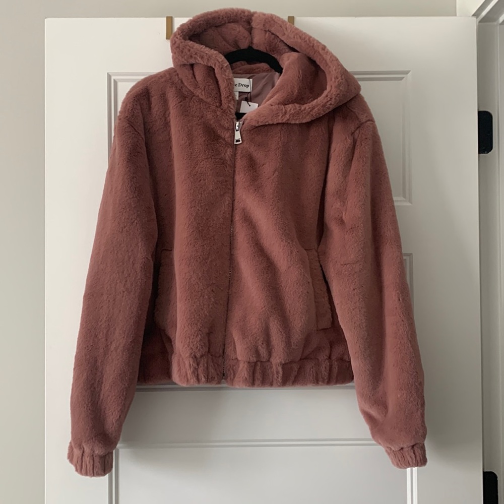 NWT The Drop Women's Sloane Faux Fur Zip Front Hooded Bomber Jacket Mauve - Lg